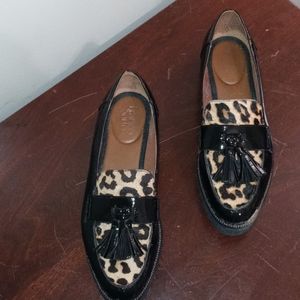 Leopard Flats